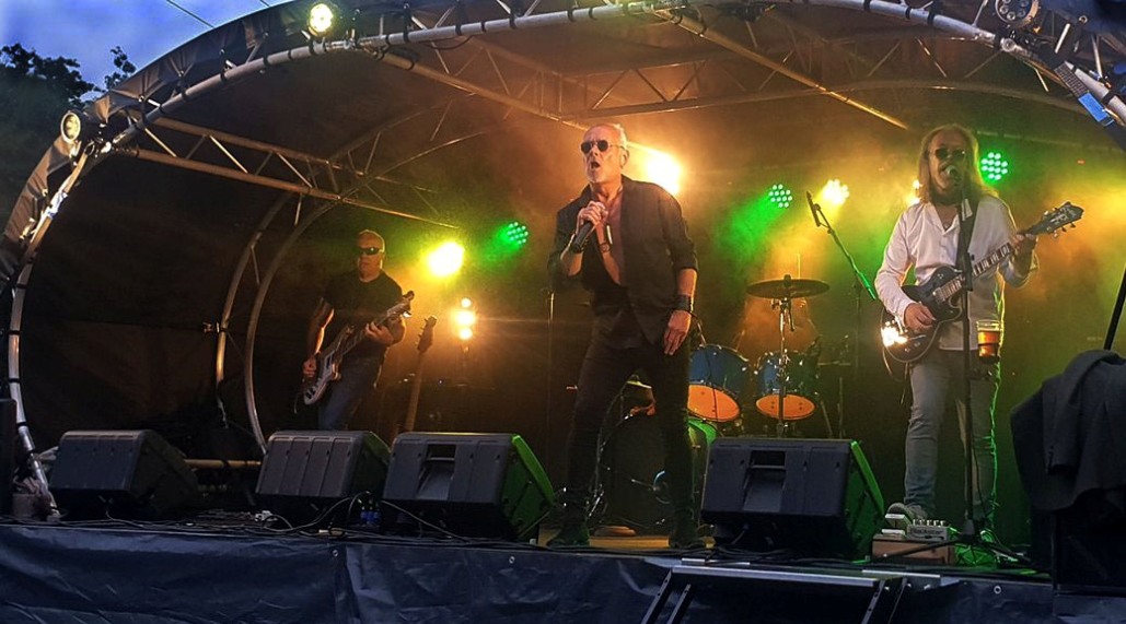 The Rose Inn Outdoor Stage, Wallsend, Friday 9th July 2021 (photo by Allie McCormick)